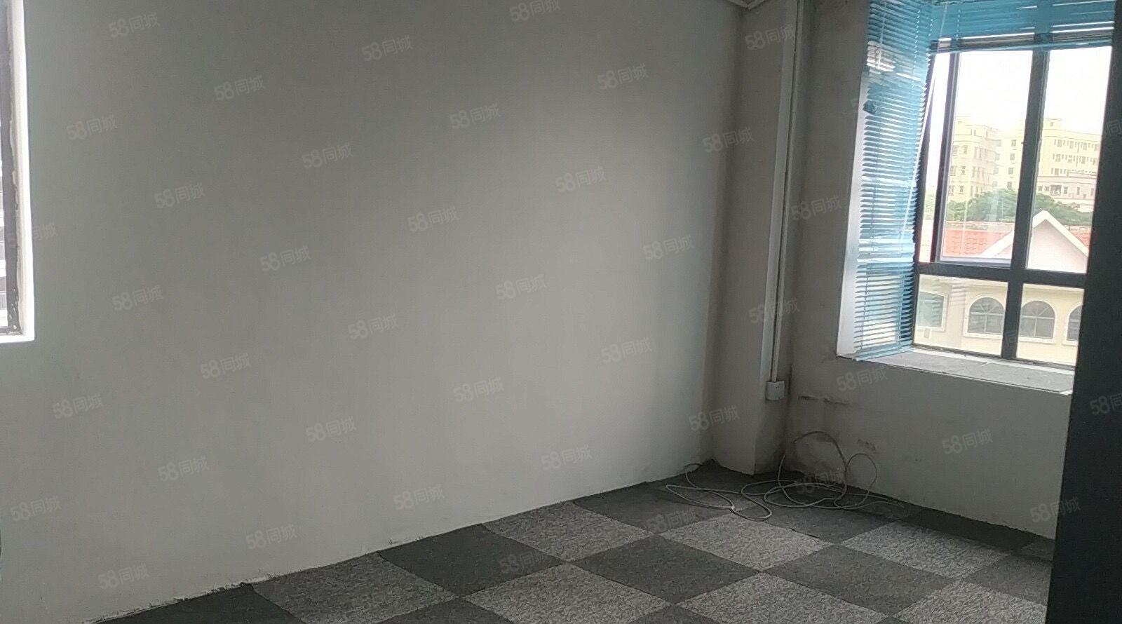 （凤岗）新出楼上230平 带装修 现成水电办公室.