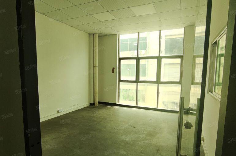 整层800平方带办公室卫生间厂房出租凤岗镇三联村