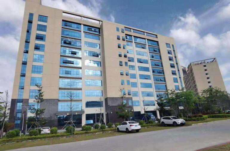 凤岗五联一手房东楼上3000平无公摊带装修红本厂房仓库出租