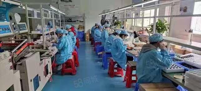 凤岗楼上750平精装修办公室厂房出租 适合电子组装配件加工等