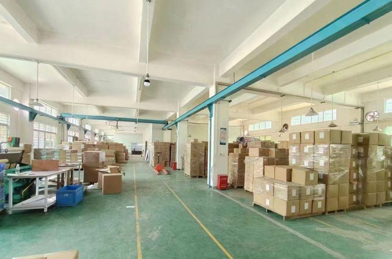 雁田独院厂房水电齐全）凤岗新出5000平方米独院厂房出租