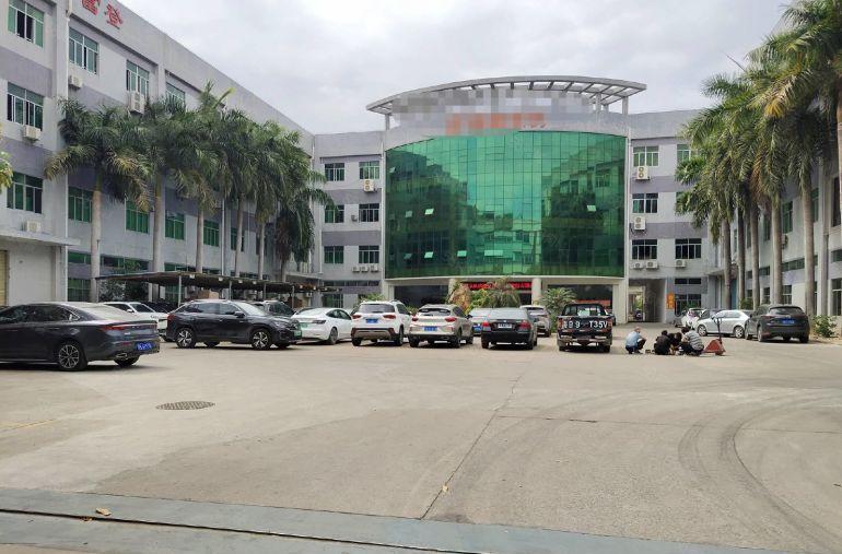 凤岗雁田工业区原房东标准一楼1000平厂房出租可办环评有红本