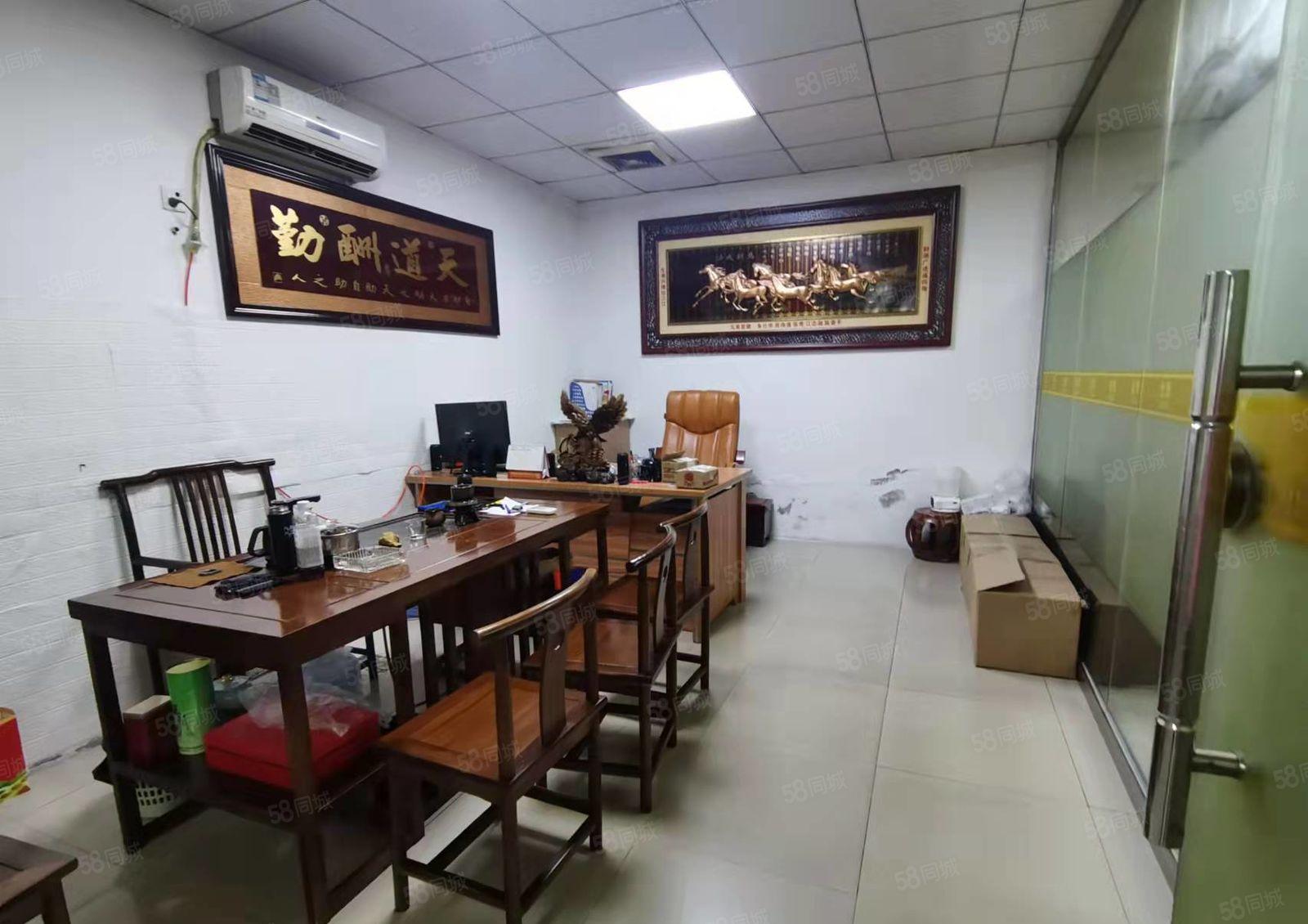 好招工 凤岗雁田布心精博附近 楼上带装修厂房出租2700平