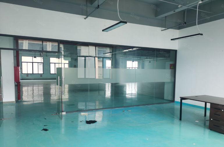 9元清盘凤岗金凤凰新空出楼上1500平地坪漆办公室水电齐全