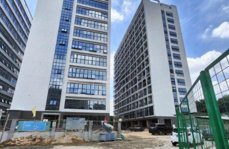 新出！凤岗红本3万平方厂房招租，临深国道旁，工业用地