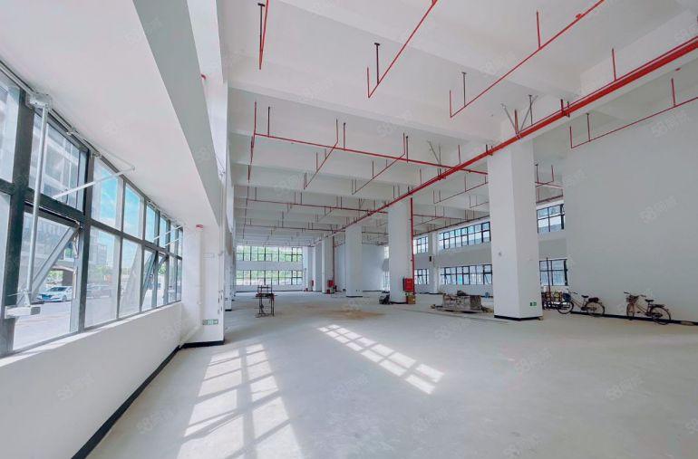 原房东全新厂房）凤岗碧湖大道1500平方米每层全新厂房出租