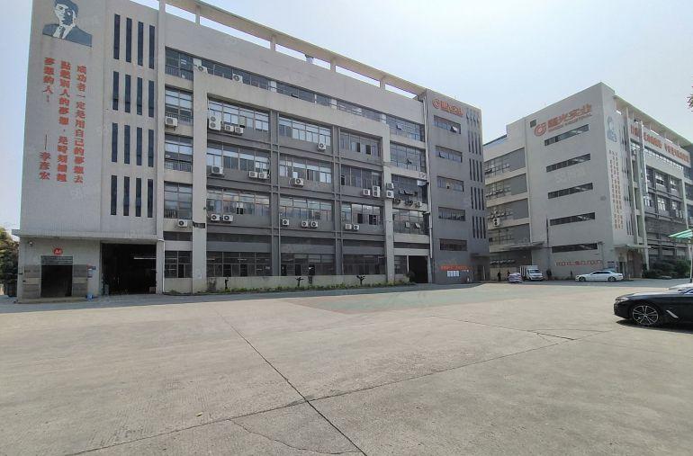 真实可看凤岗金凤凰原房东一整层1200平实际面积厂房出租