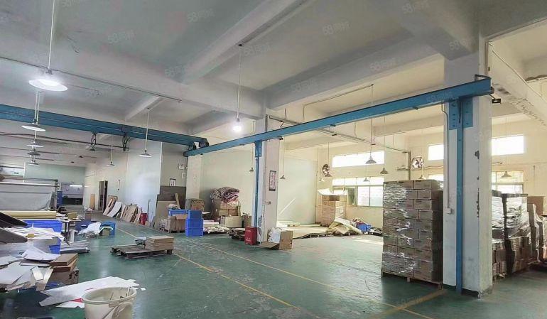 凤岗雁田新出5000平方米原房东独门独院厂房）