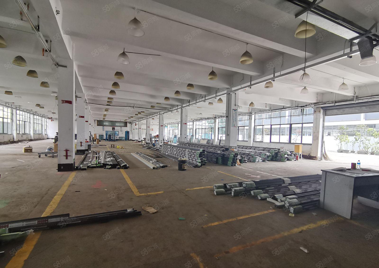 凤岗雁田怡安工业城一楼2百5百8百1千平标准仓库厂房出租分租