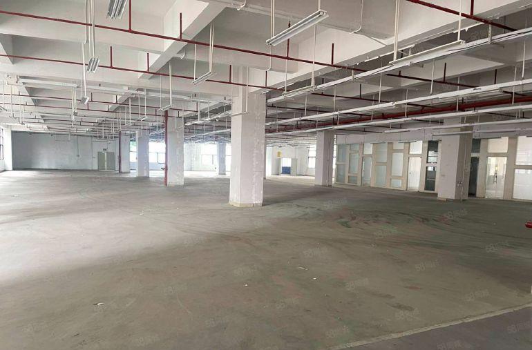 原房东大型工业园）凤岗新出2500平方米整层楼上厂房出租