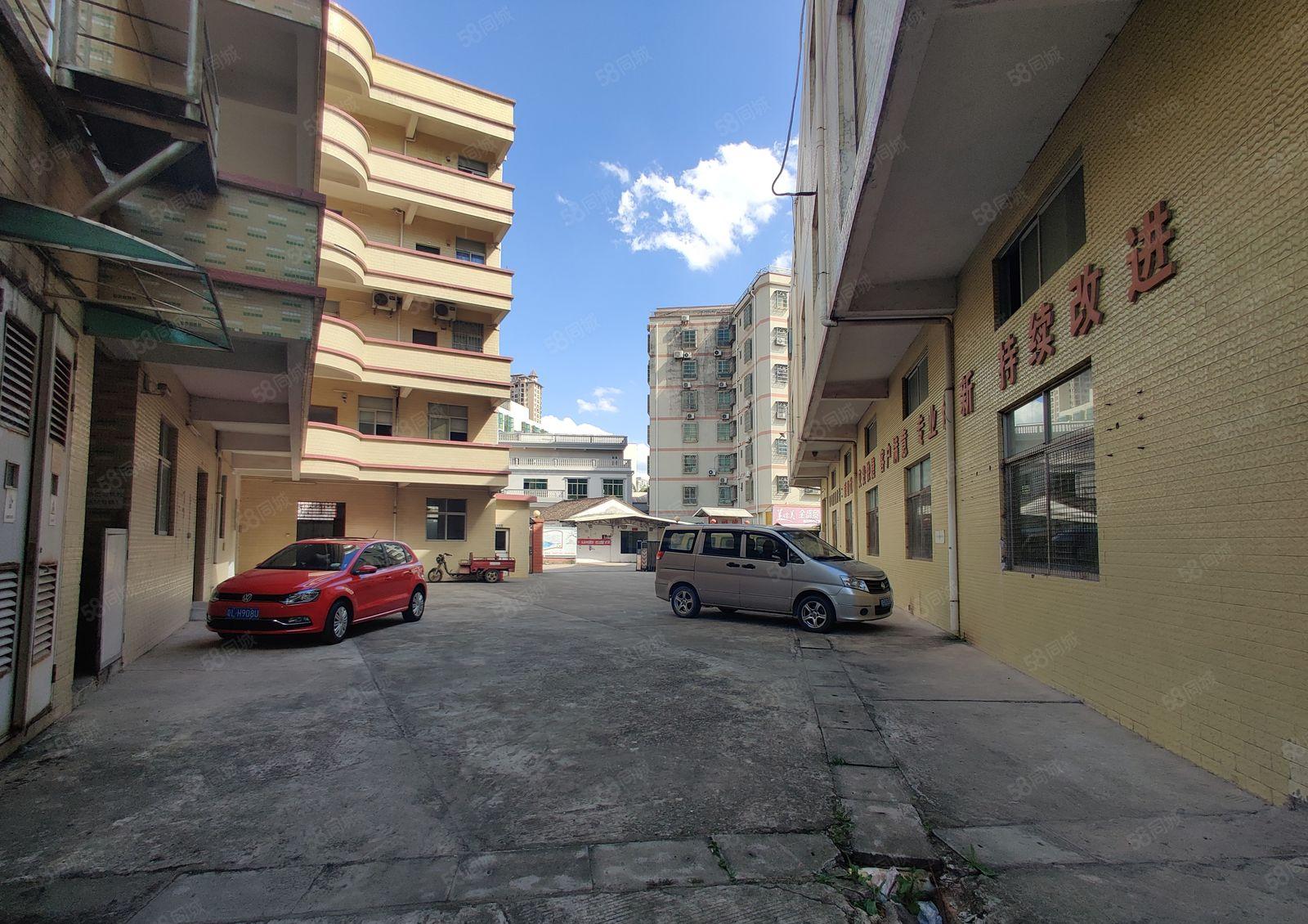 油甘埔原房东3600平独院厂房仓库出租每层1000平（可分租