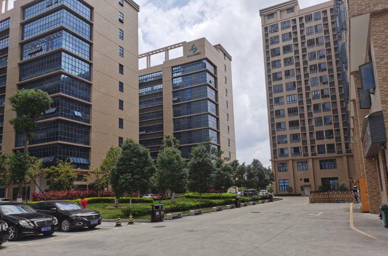 500平起租原房东红本标准工业园区，有污水处理厂等配套设施