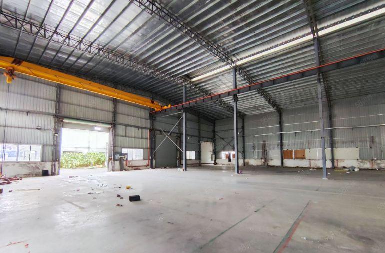 凤岗新出原房东小独院带现成行车现成办公室适合五金机械设备压铸