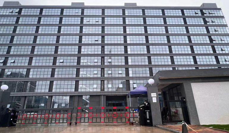 全新红本厂房出租）凤岗原房东2500平方米起租也适合电商仓库