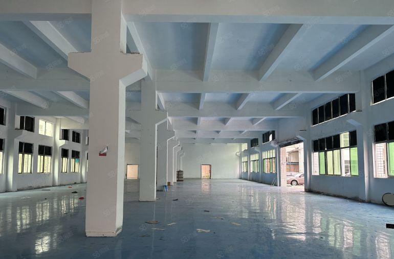 18元凤岗雁田一楼1200平方实际面积带牛角空地大厂房出租