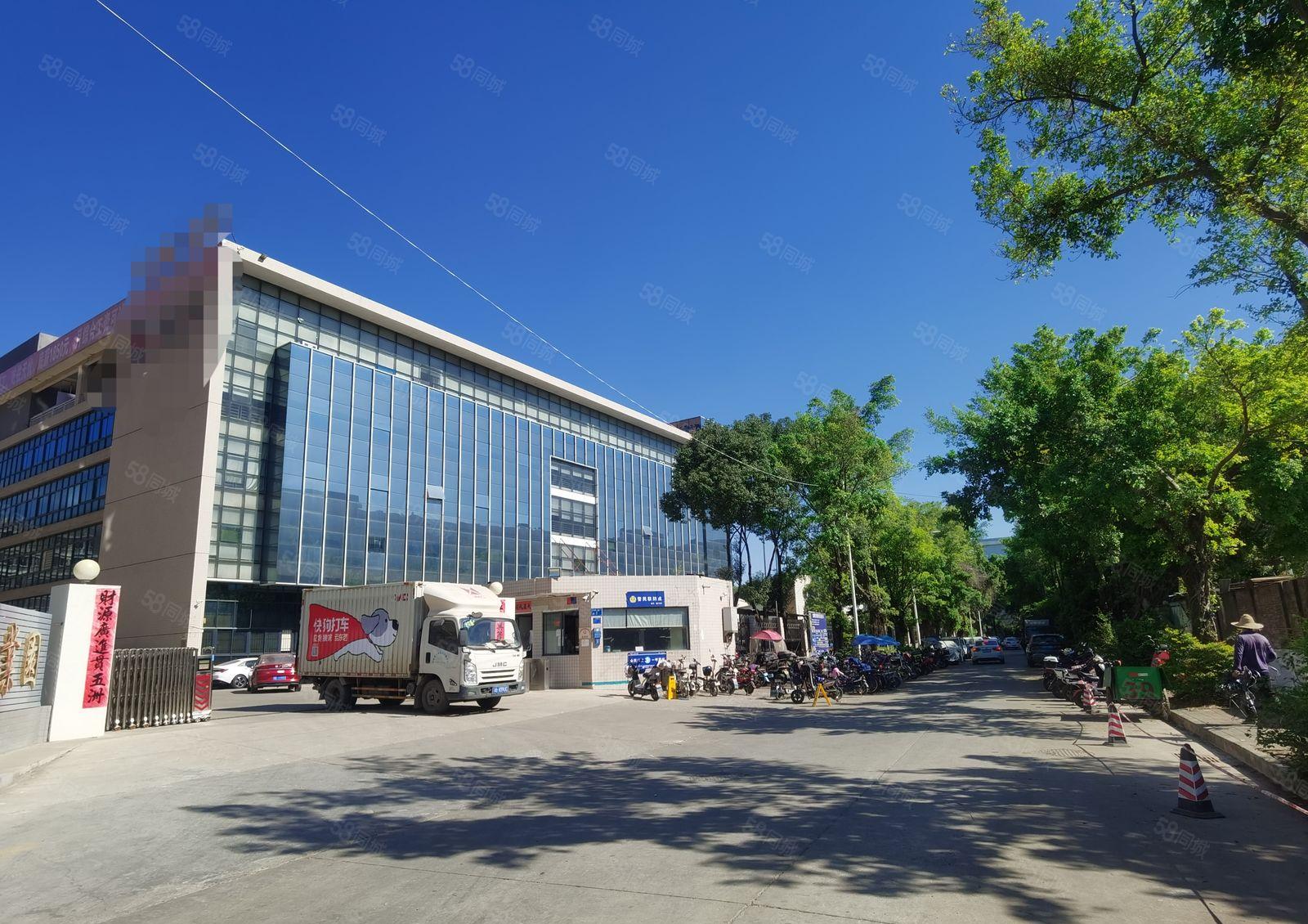 凤岗五联靠近深圳新出原房东楼上3500平厂房仓库出租，形象好