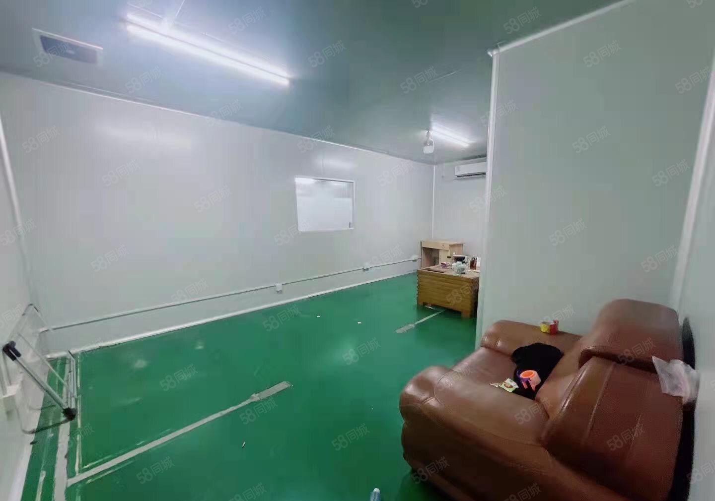 凤岗空出无尘车间780平方 豪华办公室装修.