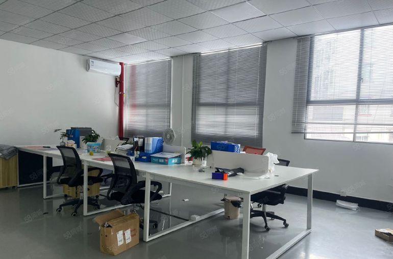 凤岗雁田精装修厂房低价出租2楼750平方