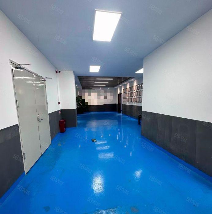 凤岗油甘埔带装修二楼1000平方厂房出租