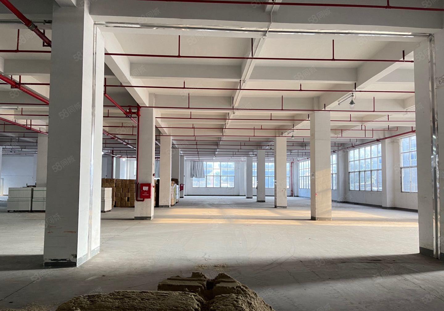 凤岗一楼厂房出租）新出2000平方米带装修带水电