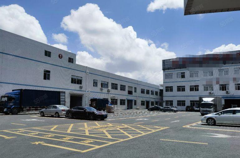 现成地坪漆装修）凤岗雁田新出2500平方米楼上厂房出租