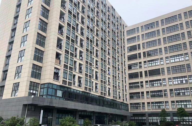 9元租，6个月免租期，凤岗五联新出楼上4000平厂房仓库出租