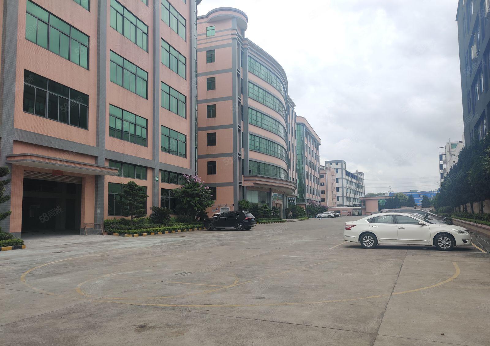 凤岗五联原房东近深圳1万平红本厂房仓库一楼2000平出租