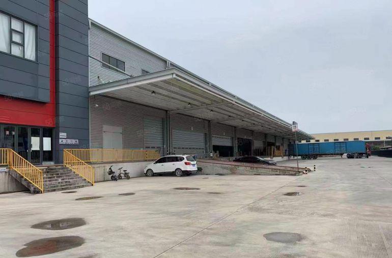 10元双边高台物流仓库厂房出租，高12米现成装修可分租空地大