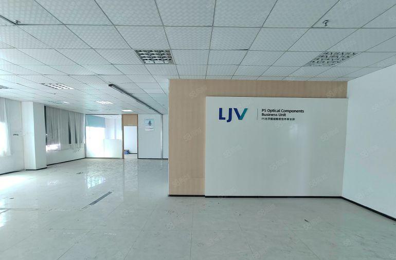 凤岗黄洞原房东精装修一整层1200平实际面积出租