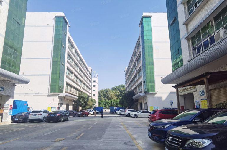 200平起租凤岗原房东独门独院6000平厂房出租仓库部分装修