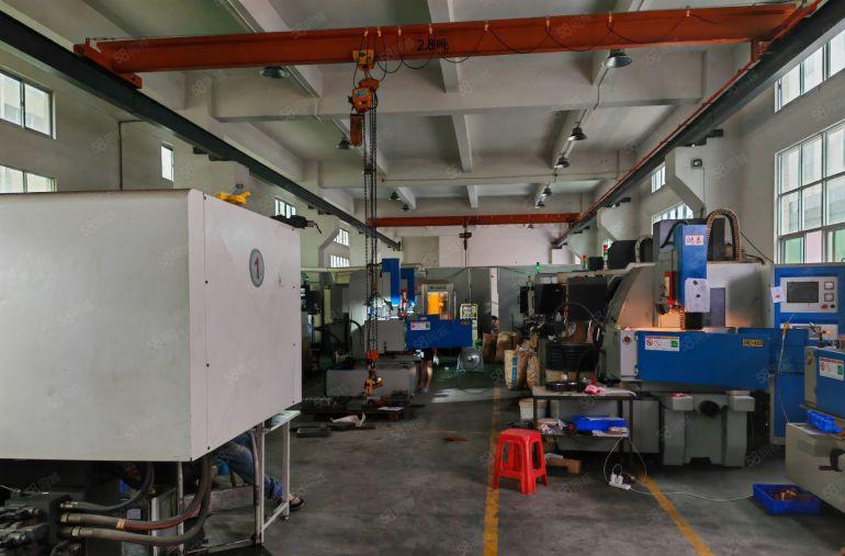 凤岗五联原房东厂房出租实际面积低价出租2380平可分租