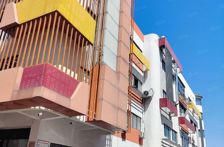 9.9元平万江三楼732平厂房两吨货梯4.5米高采光好直租