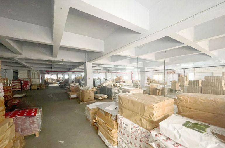 万江共联原房东三楼1400平方无公摊面积标准厂房出租水电齐全