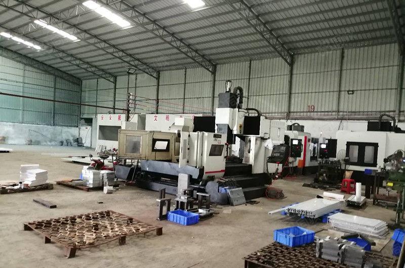 万江新和单一层350平厂房出租水电齐全位置偏僻适合小污染行业