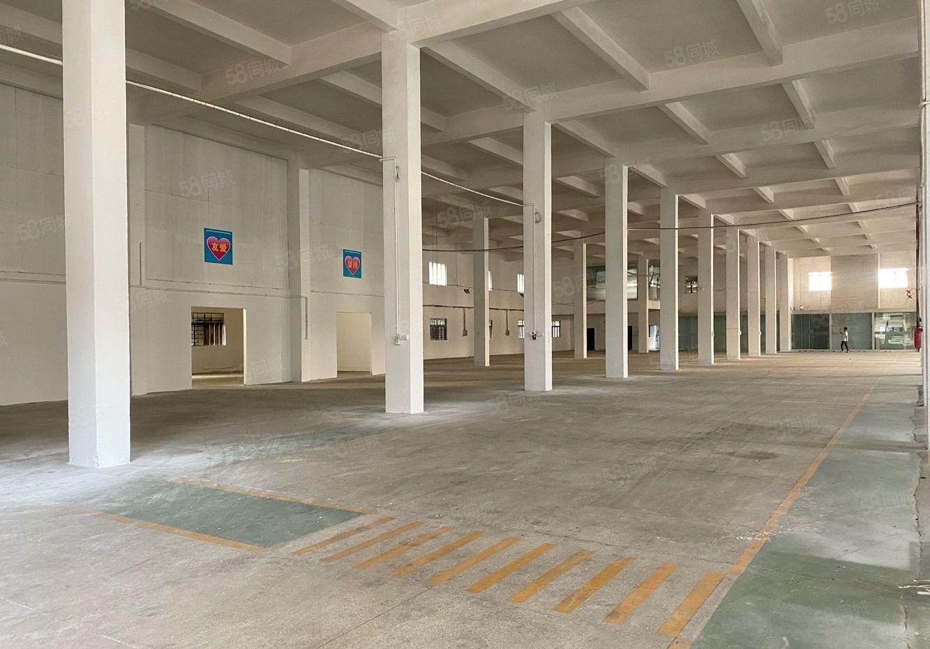 万江漂亮厂房出租空地大。一楼滴水八米带航车适合小加工电子仓库