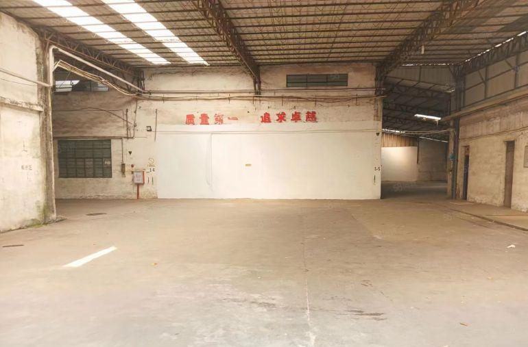 万江严屋环城路口，单一层厂房出租