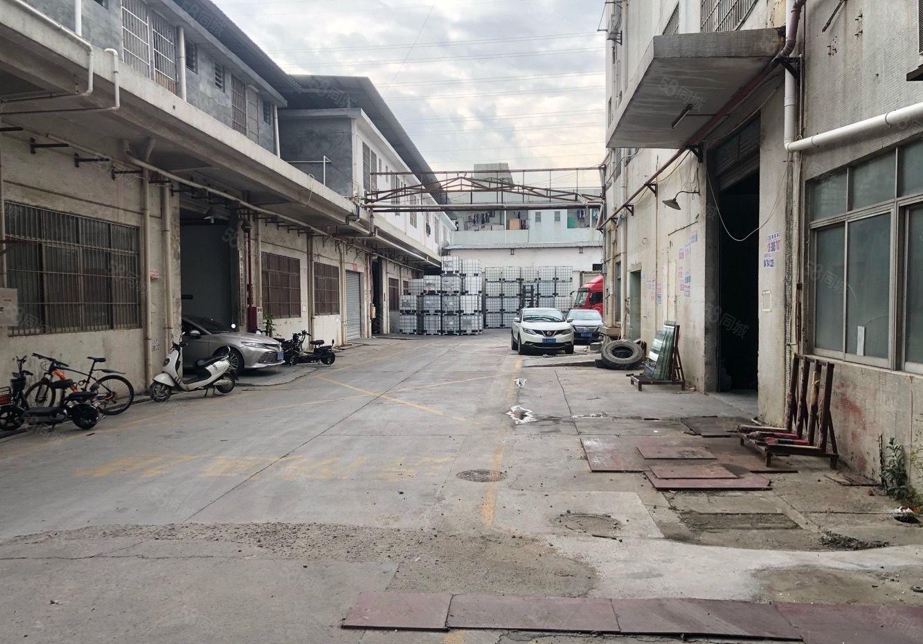 现成航车卸货平台，万江新出原房东单一层靓厂房  房东好说话