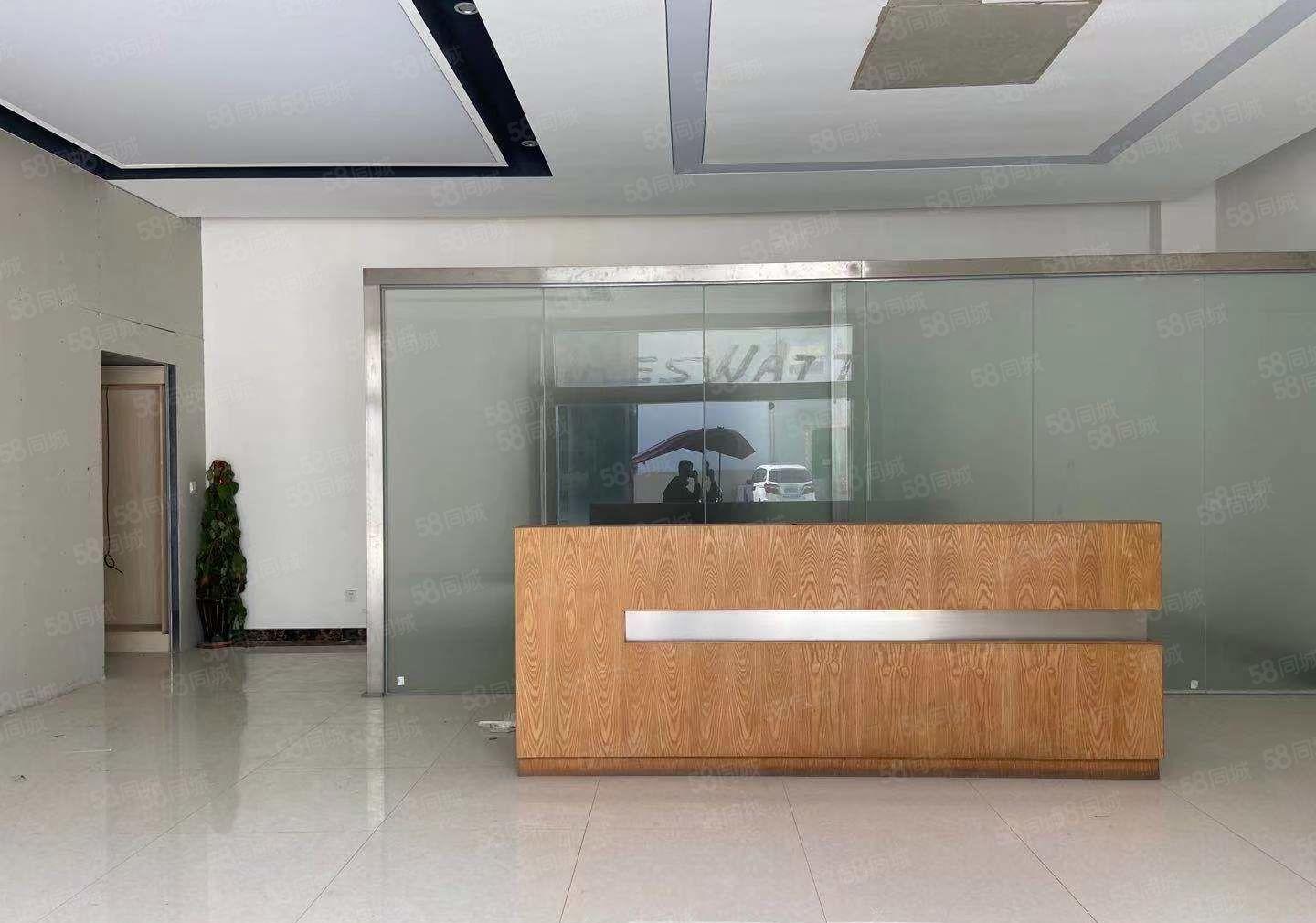 万江独院很标准的单一层厂房1000平出租，200平方起分租