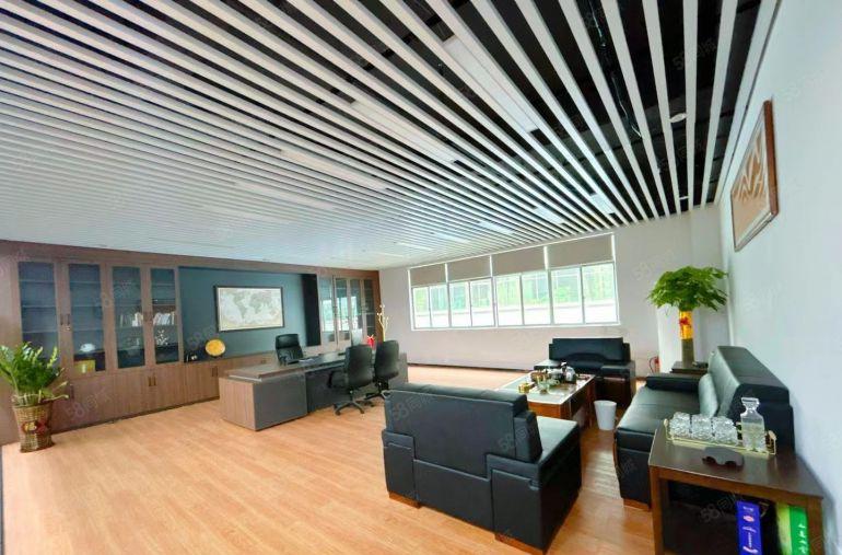 万江莞穗路原房东独院厂房出租，现成办公室装修拎包入驻