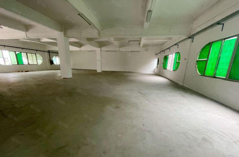 万江石美一楼650平方标准厂房出租水电齐全有现成办公室院子大