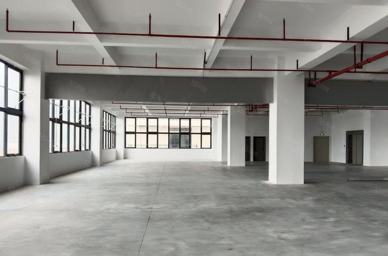 洪梅镇原房东红本直租，!高速出口，主干道旁 空地超大，可分租