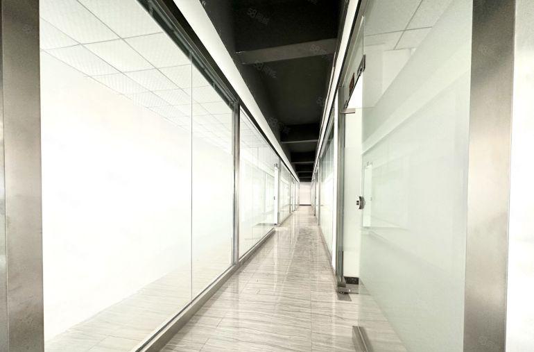 万江中创汇精装电商厂房778平现成隔间直租无中介