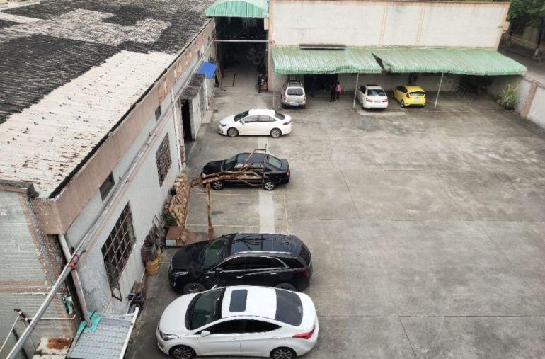 万江单一层独门独院厂房出租，原房东出租，超大空地