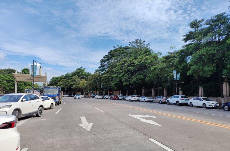 万江中心732平低价出租13000全包中创汇产业园2吨电梯