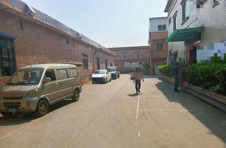 万江新出厂房800平方带隔热层，带航吊，院中院