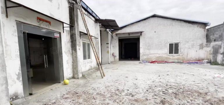 万江新村原房东1300平方独院厂房出租无公摊水电现成有院子