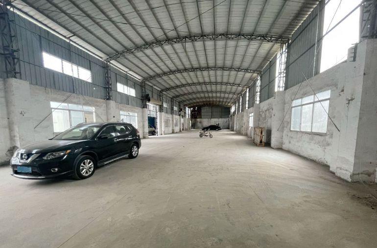 万江新和单一层1100平方厂房出租水电齐全有现成办公室