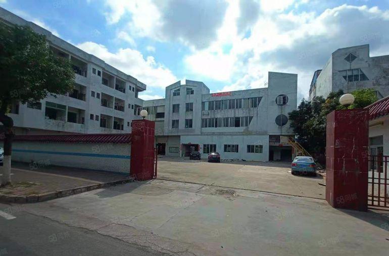 万江严屋8元1000平厂房出租，现成装修办公室