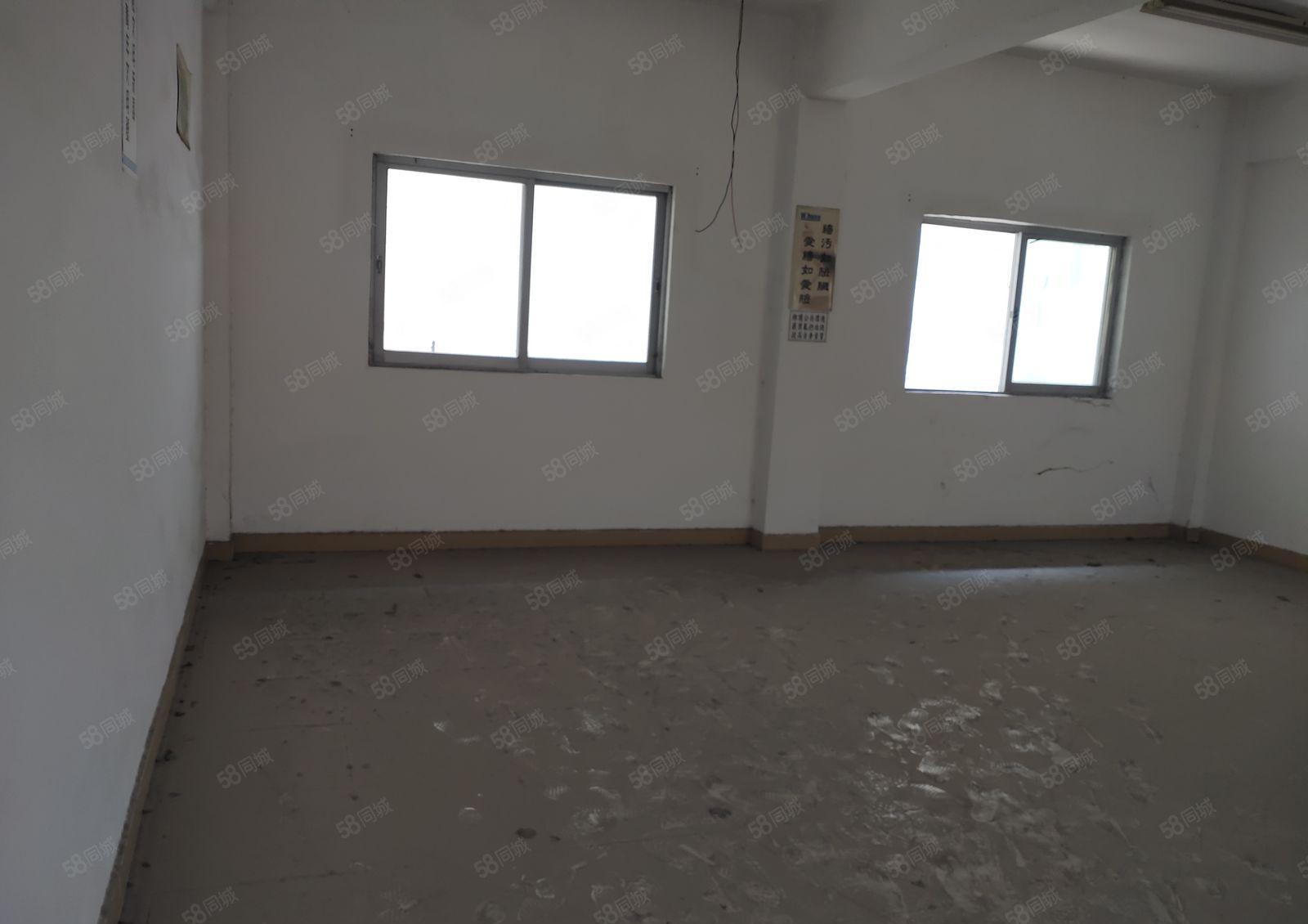 樟木头(10元）标准厂房1160平方，有现成办公室装修。