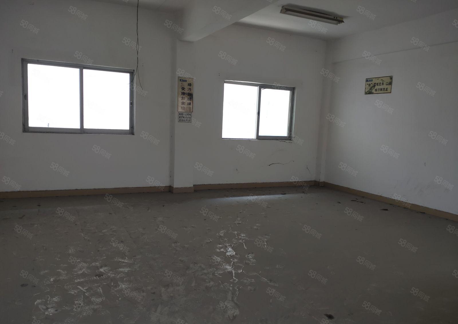 樟木头新出(小独院)厂房800平方，有现成办公室，进出车方便